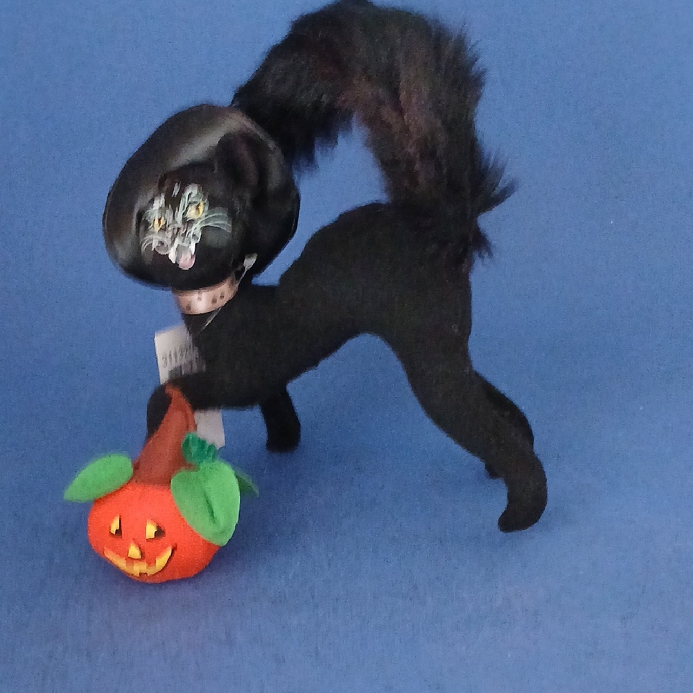 Annalee Dolls 2020 Halloween Black Cat #311320 "Scaredy Cat"